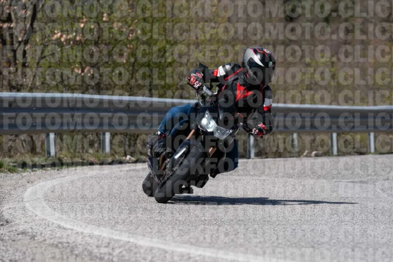 fotomotoclick-bocca-serriola-06-04-2026-556-14-17