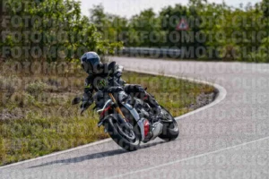 FotoMoto.Click  | La Tua Moto, la Nostra Foto fotomotoclick-bocca-serriola-07-09-2025-21-10-17