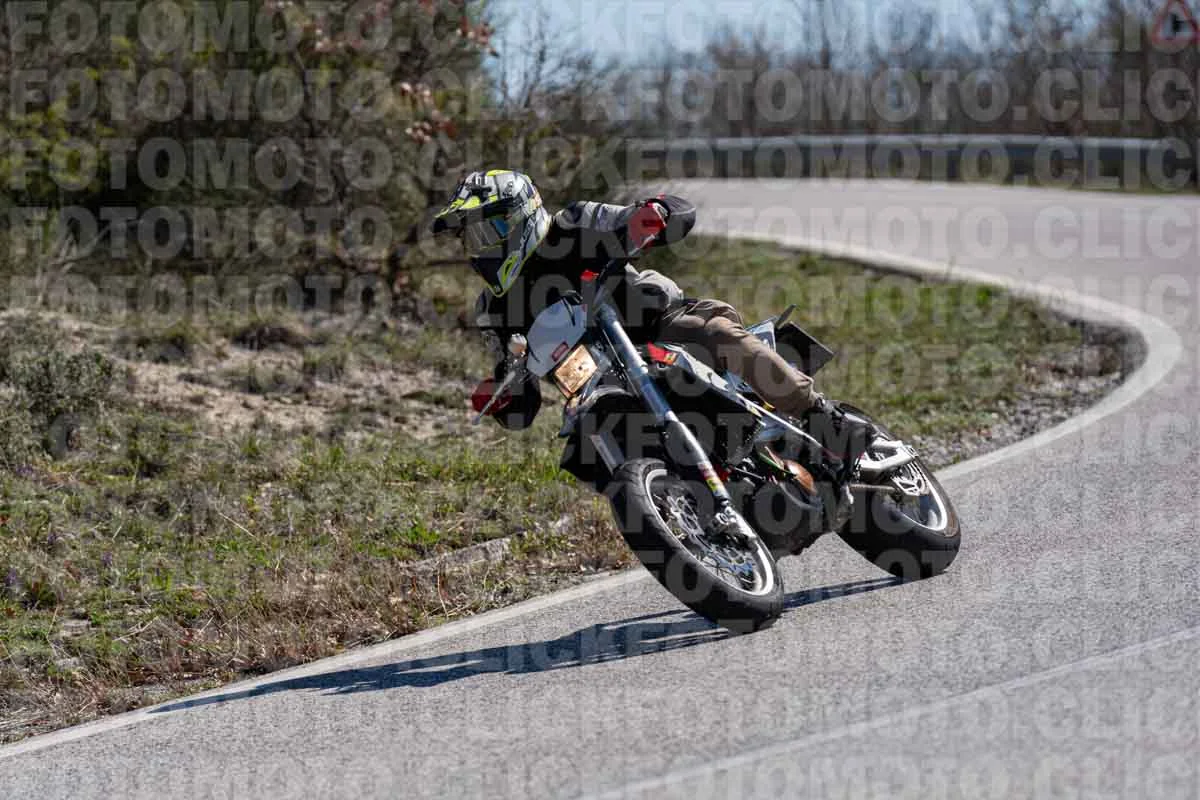 fotomotoclick-bocca-serriola-11-04-2026-744-11-48