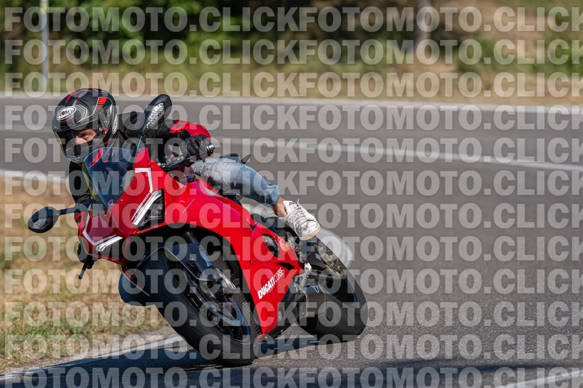 FotoMoto.Click  | La Tua Moto, la Nostra Foto fotomotoclick-bocca-serriola-11-07-2026-623-11-00