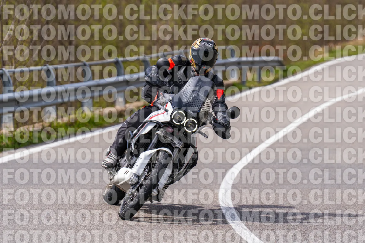 fotomotoclick-bocca-serriola-13-04-2025-20-13-33
