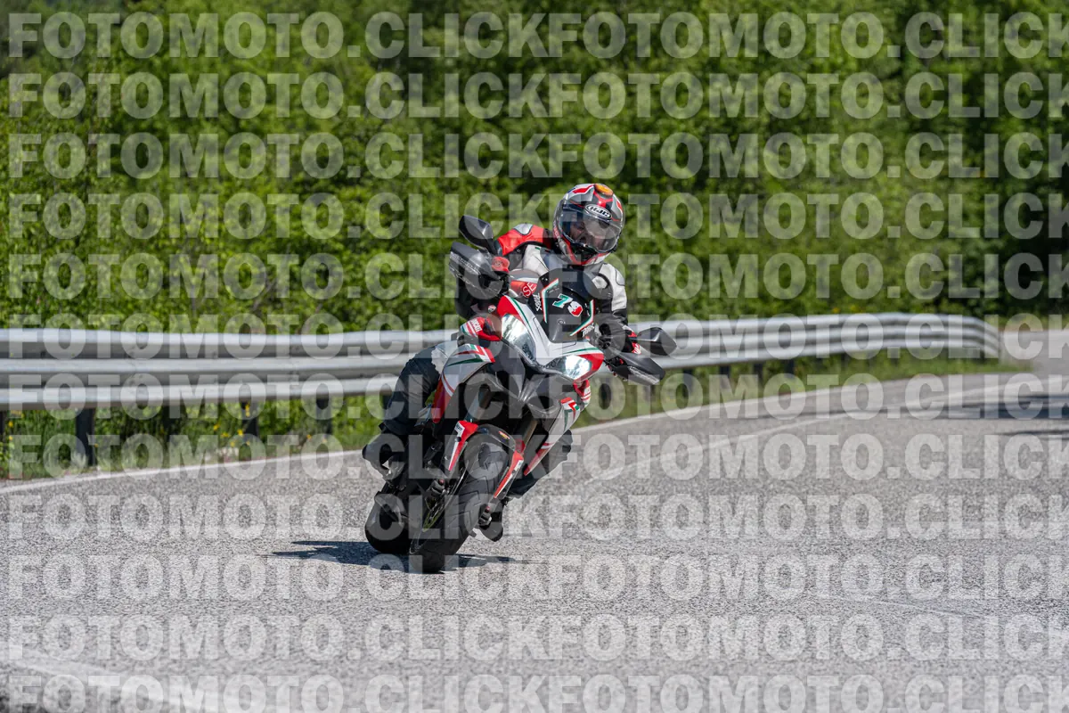 FotoMoto.Click  | La Tua Moto, la Nostra Foto fotomotoclick-bocca-serriola-17-05-2026-143-11-00