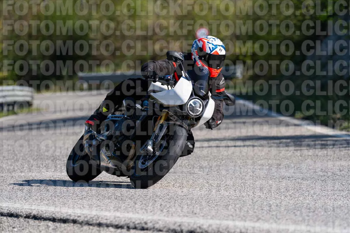fotomotoclick-bocca-serriola-18-04-2026-154-10-09