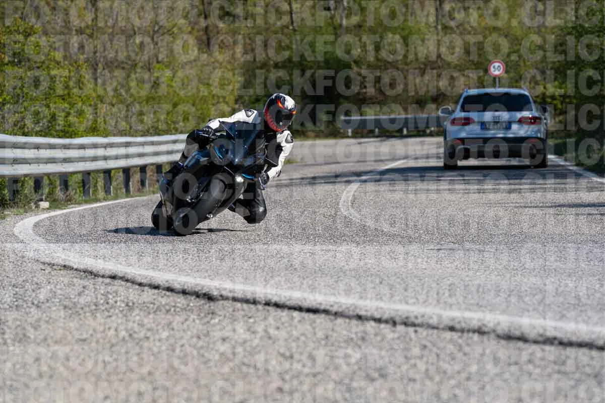 fotomotoclick-bocca-serriola-18-04-2026-194-10-27