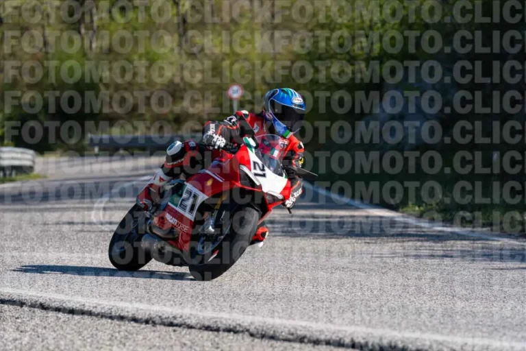 fotomotoclick-bocca-serriola-18-04-2026-21-09-44