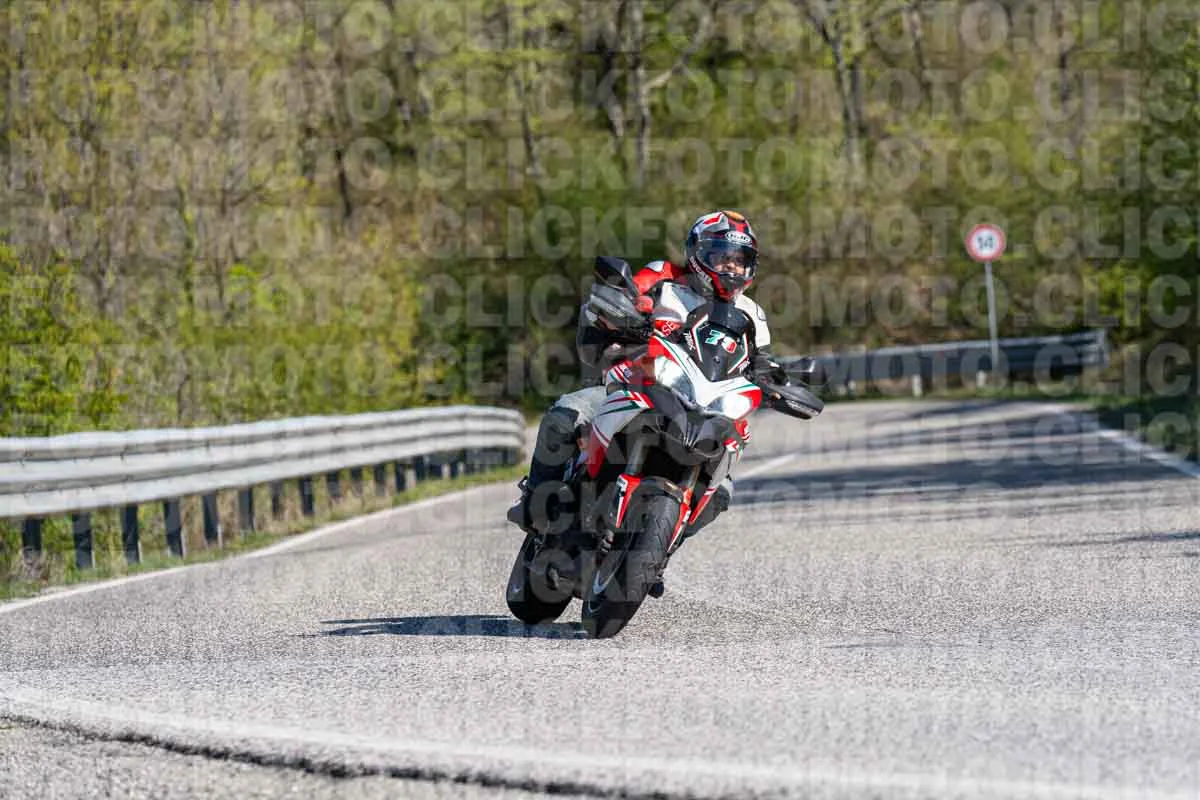 fotomotoclick-bocca-serriola-18-04-2026-214-10-29