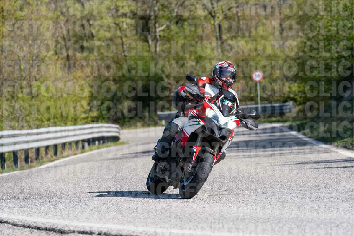 fotomotoclick-bocca-serriola-18-04-2026-215-10-29