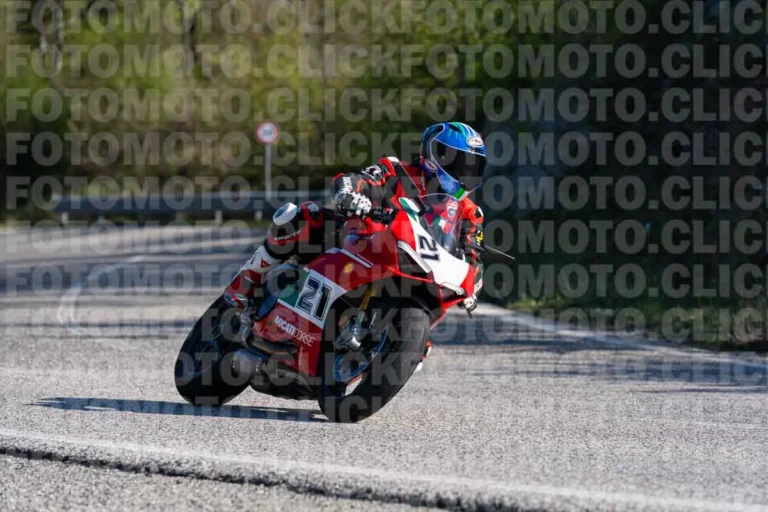 fotomotoclick-bocca-serriola-18-04-2026-22-09-44