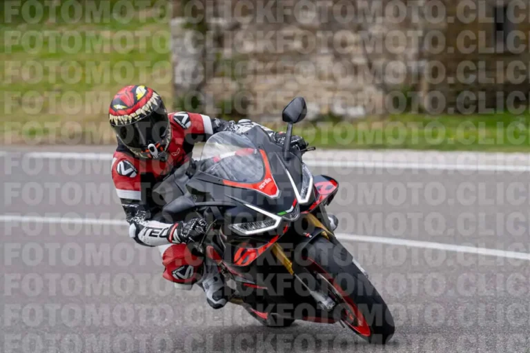 fotomotoclick-bocca-serriola-19-04-2025-21-11-35