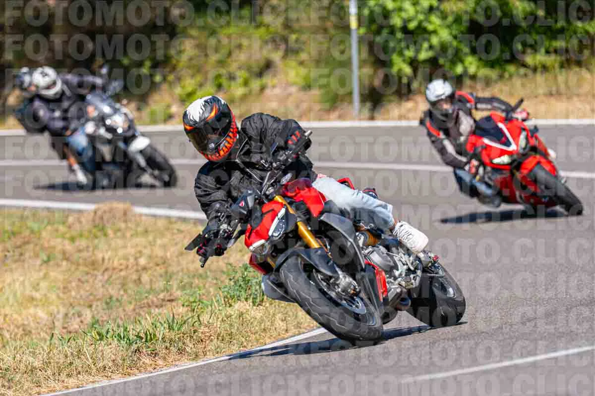 FotoMoto.Click  | La Tua Moto, la Nostra Foto fotomotoclick-bocca-serriola-20-07-2025-190-11-01