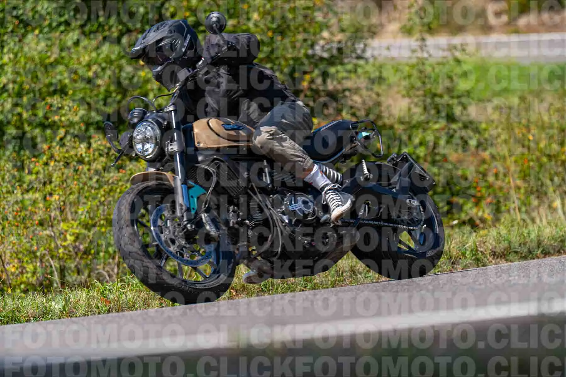 FotoMoto.Click  | La Tua Moto, la Nostra Foto fotomotoclick-bocca-serriola-27-07-2025-834-11-51