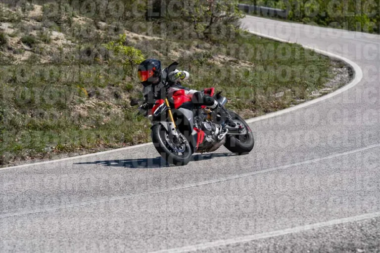 fotomotoclick-bocca-serriola-25-04-2026-1620-13-21