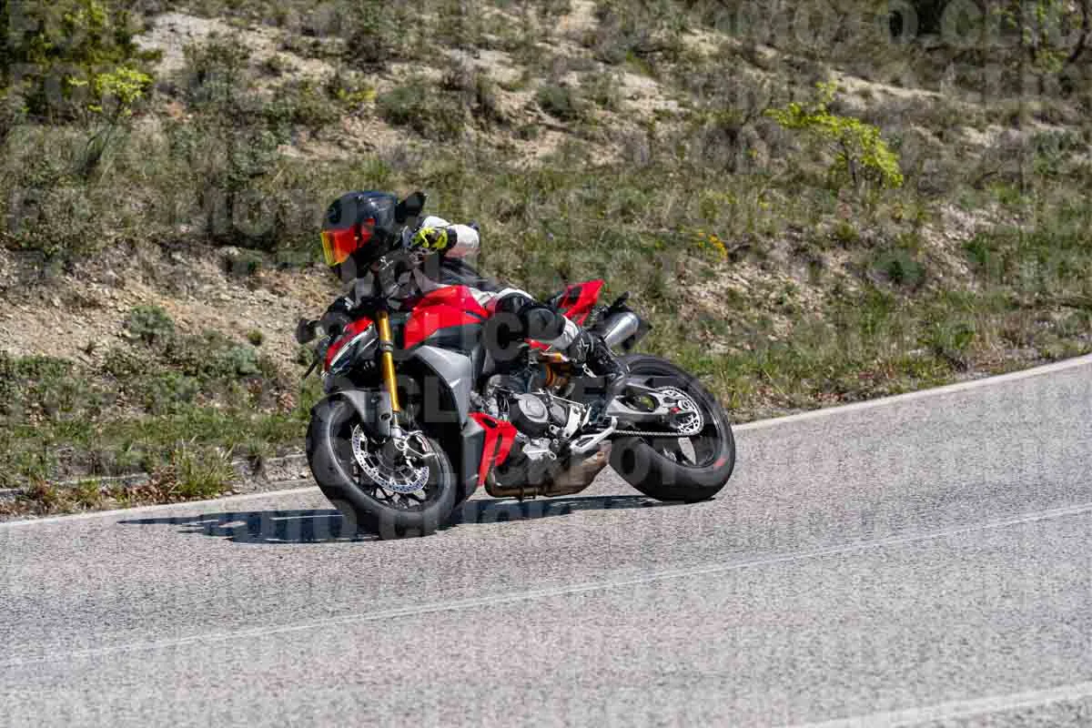 fotomotoclick-bocca-serriola-25-04-2026-1621-13-21