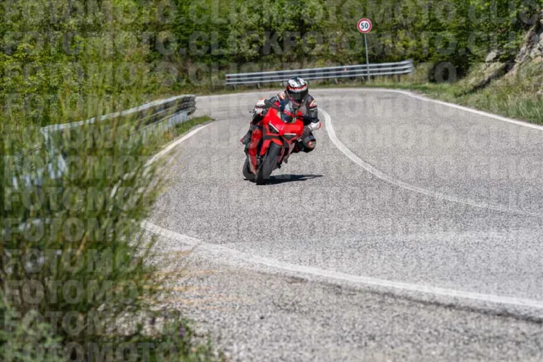fotomotoclick-bocca-serriola-25-04-2026-1631-13-21
