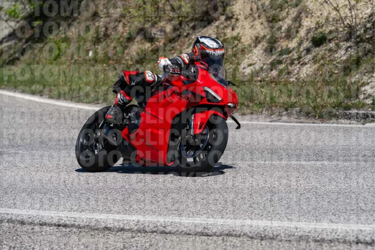 fotomotoclick-bocca-serriola-25-04-2026-1635-13-21