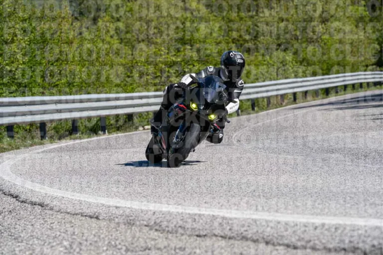 fotomotoclick-bocca-serriola-25-04-2026-181-10-26