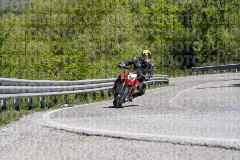 fotomotoclick-bocca-serriola-25-04-2026-475-11-21
