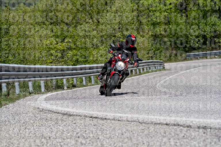 fotomotoclick-bocca-serriola-26-04-2026-205-12-43