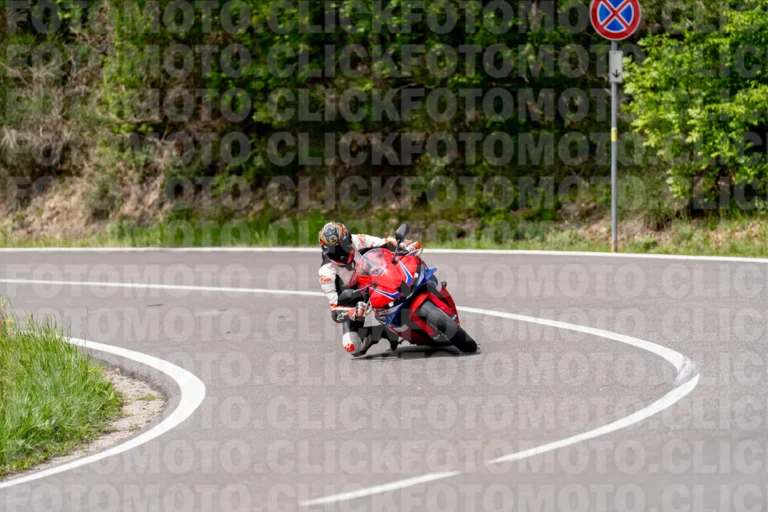fotomotoclick-bocca-serriola-27-04-2025-21-11-03