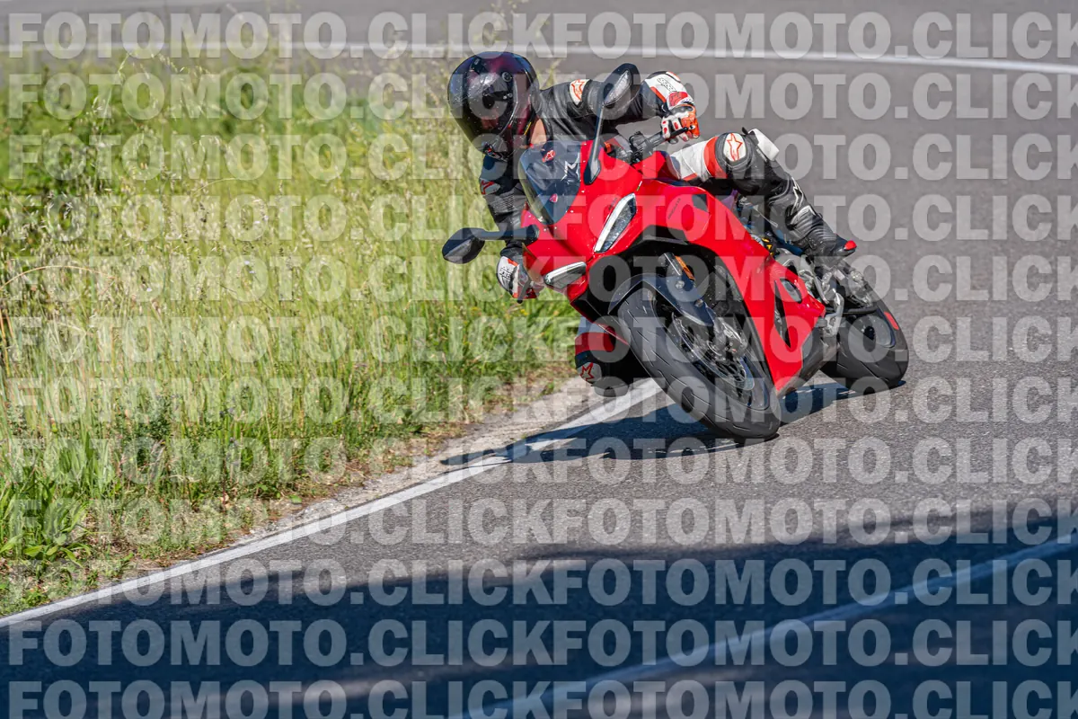 fotomotoclick-bocca-serriola-30-05-2026-18-09-47