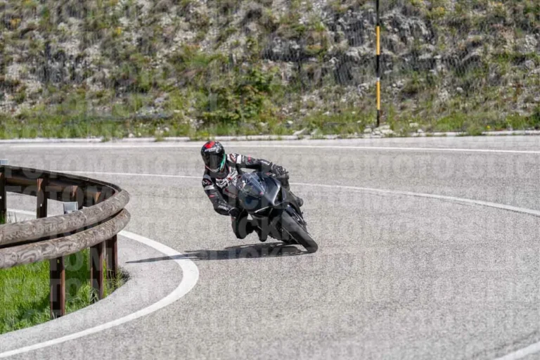 fotomotoclick-capannelle-18-05-2025-18-09-17