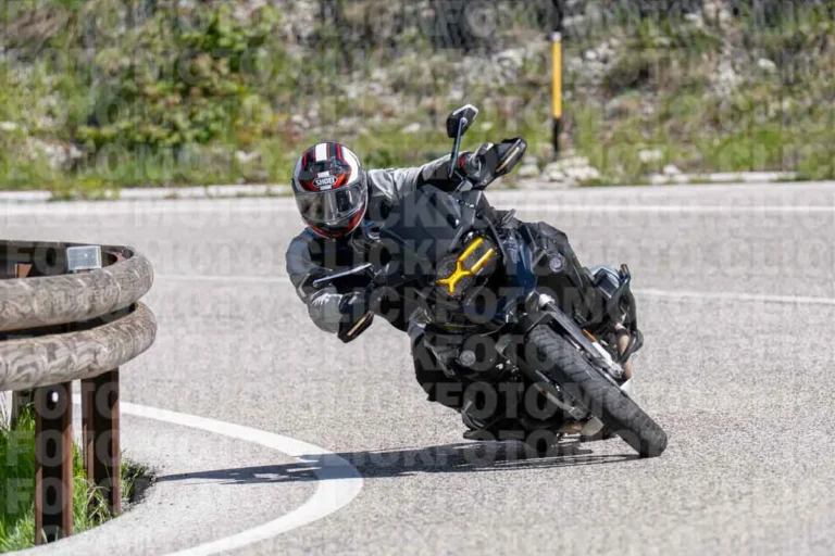 fotomotoclick-capannelle-18-05-2025-211-09-29