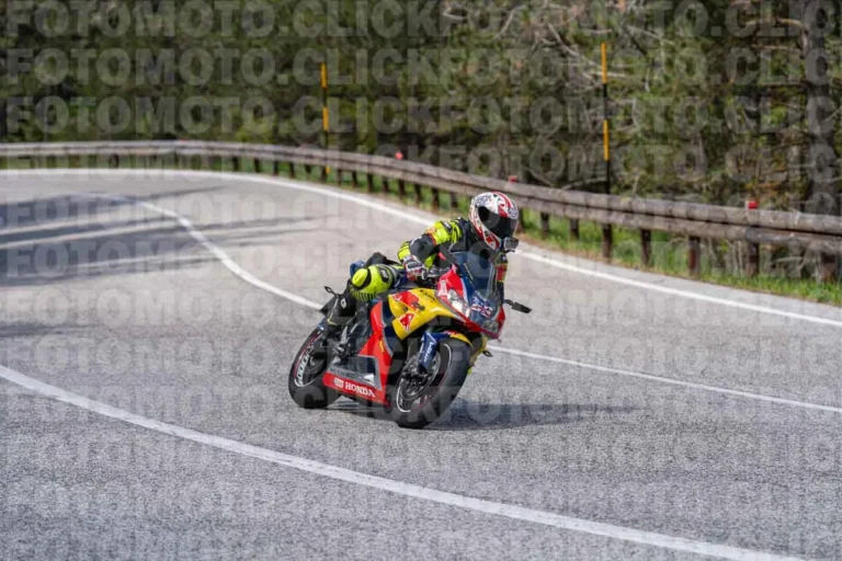 fotomotoclick-capannelle-18-05-2025-437-09-39