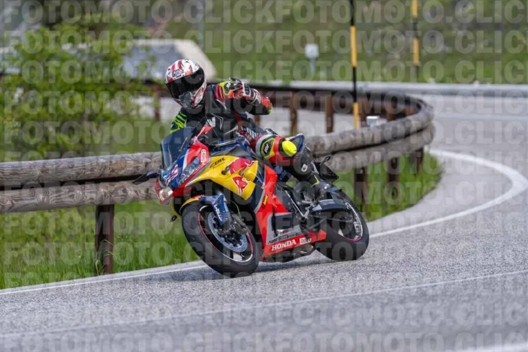 fotomotoclick-capannelle-18-05-2025-456-09-39
