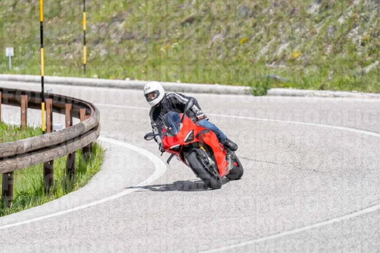 fotomotoclick-capannelle-18-05-2025-703-09-51