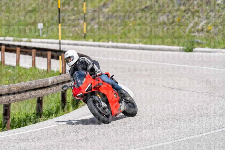 fotomotoclick-capannelle-18-05-2025-705-09-51