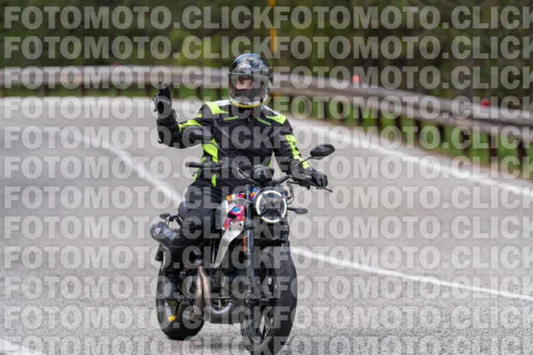 fotomotoclick-capannelle-18-05-2025-756-09-54