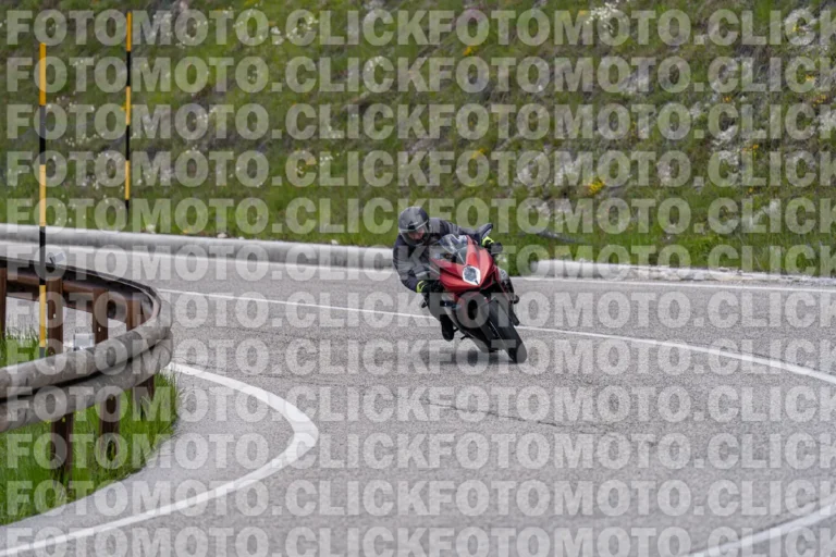 fotomotoclick-capannelle-18-05-2025-772-09-55
