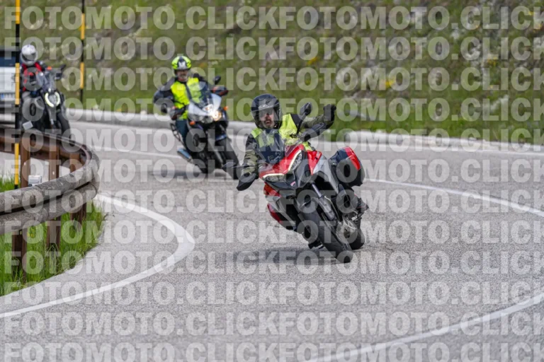 fotomotoclick-capannelle-18-05-2025-956-10-00