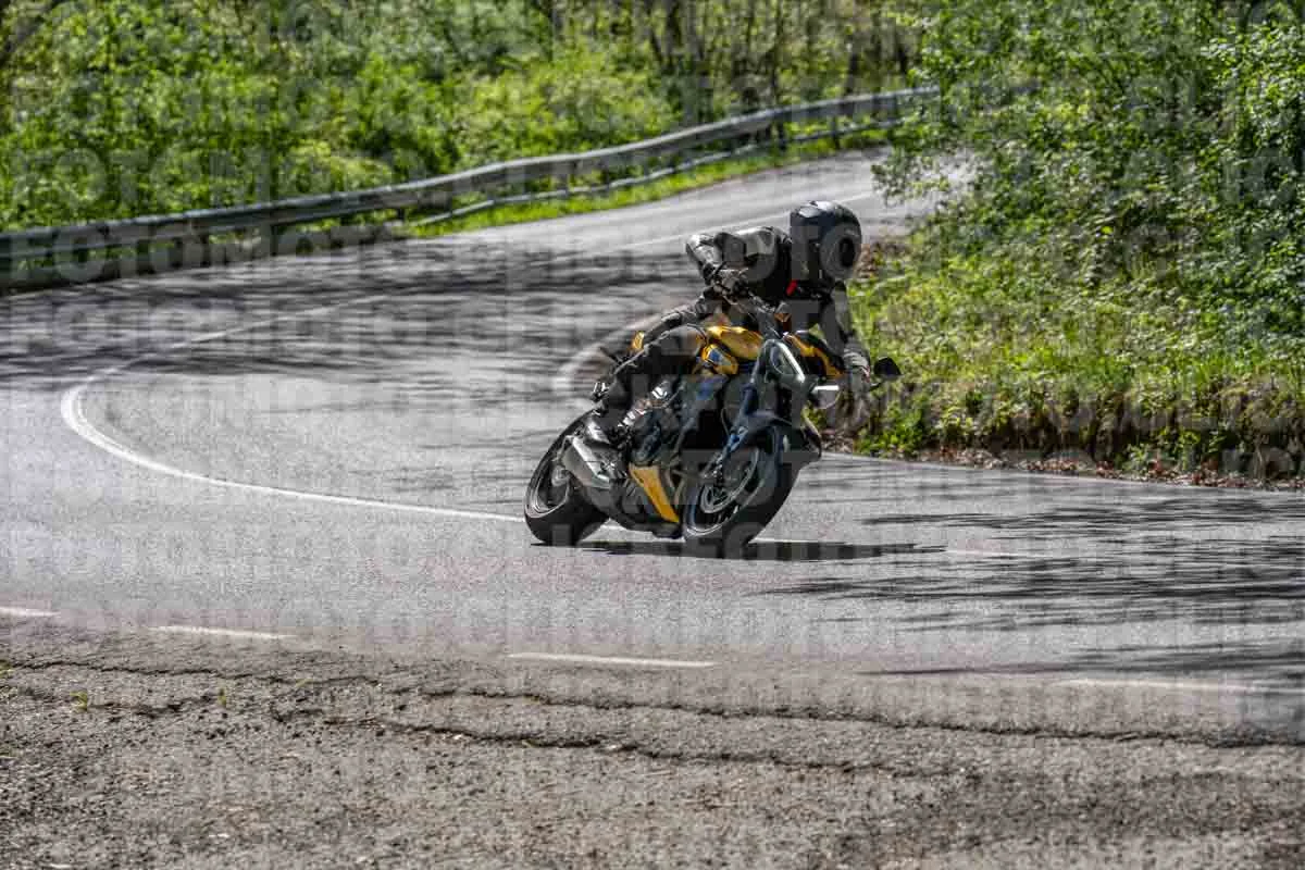 fotomotoclick-spino-26-04-2026-21-10-21