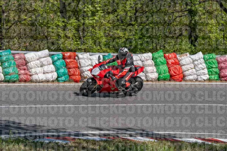 fotomotoclick-spino-26-04-2026-77-10-59