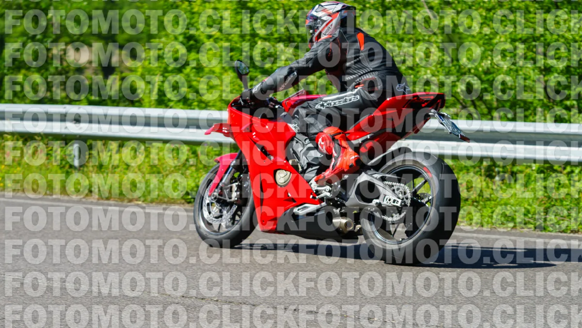 fotomotoclick-viamaggio-14-06-2026-10-09-31