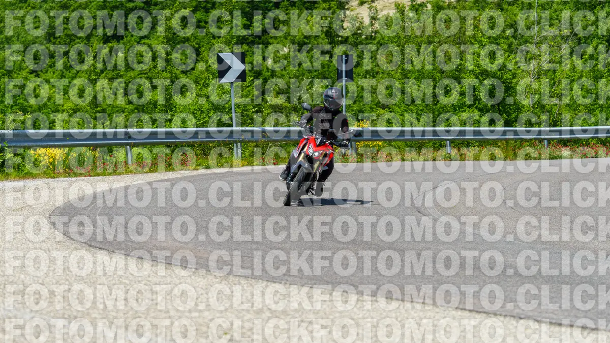 fotomotoclick-viamaggio-14-06-2026-1032-11-52