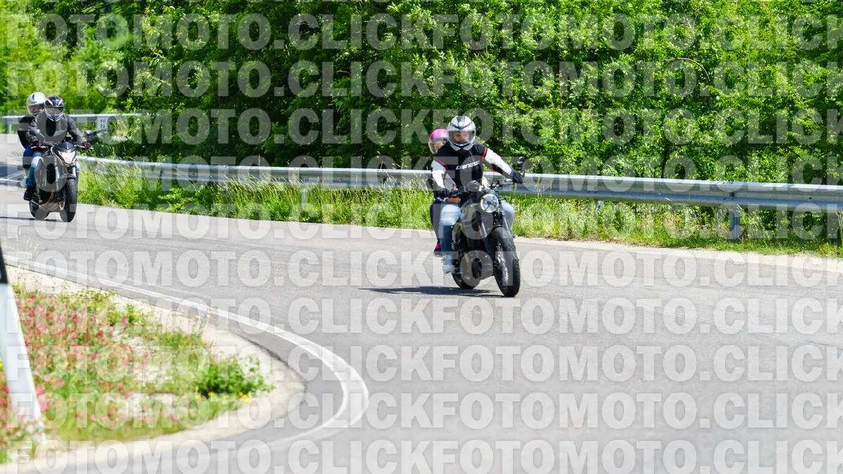fotomotoclick-viamaggio-14-06-2026-1052-12-00