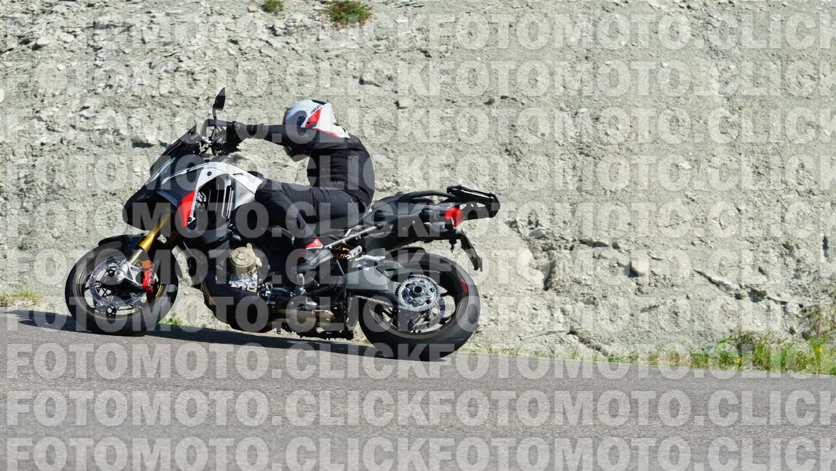 fotomotoclick-viamaggio-14-06-2026-106-09-42