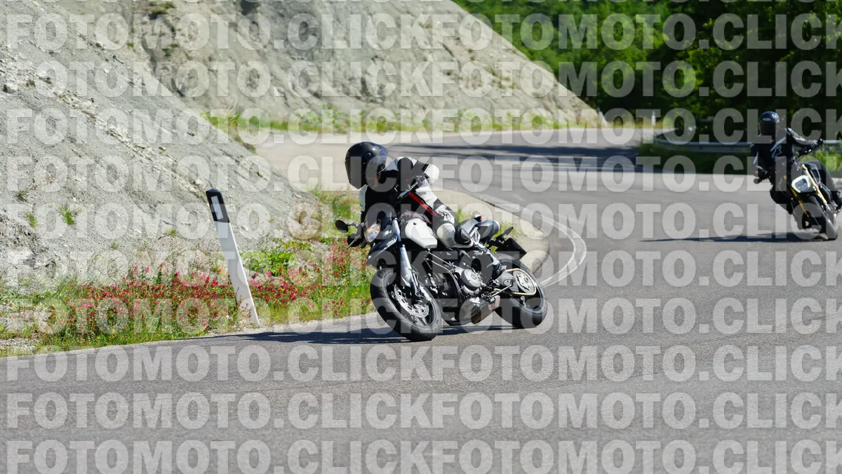 fotomotoclick-viamaggio-14-06-2026-109-09-42