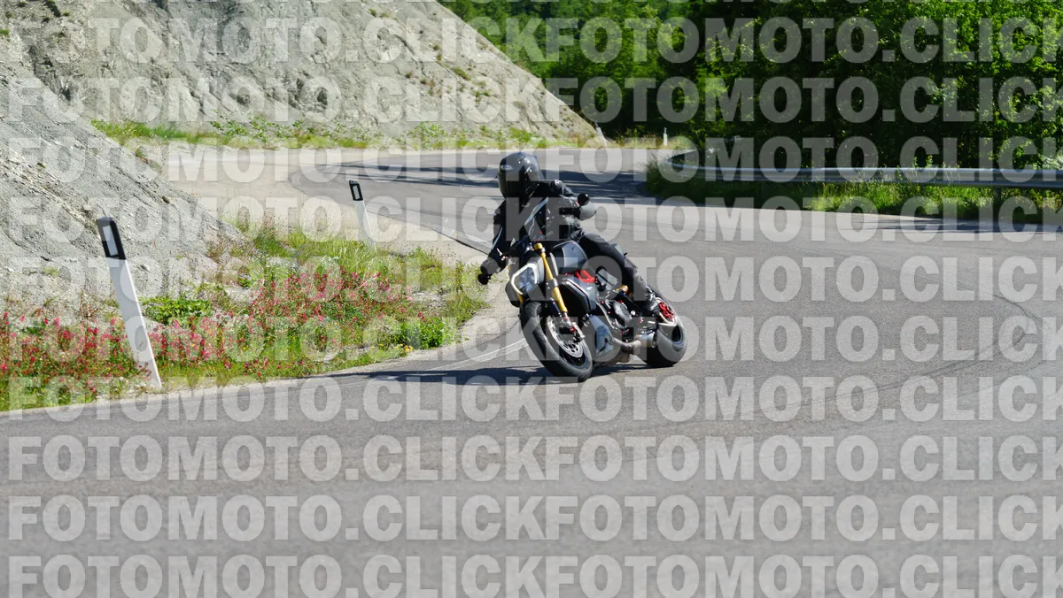 fotomotoclick-viamaggio-14-06-2026-110-09-42