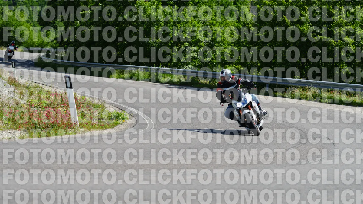 fotomotoclick-viamaggio-14-06-2026-145-09-48