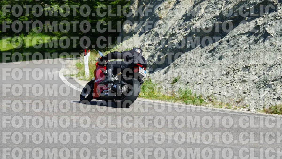 fotomotoclick-viamaggio-14-06-2026-152-09-48