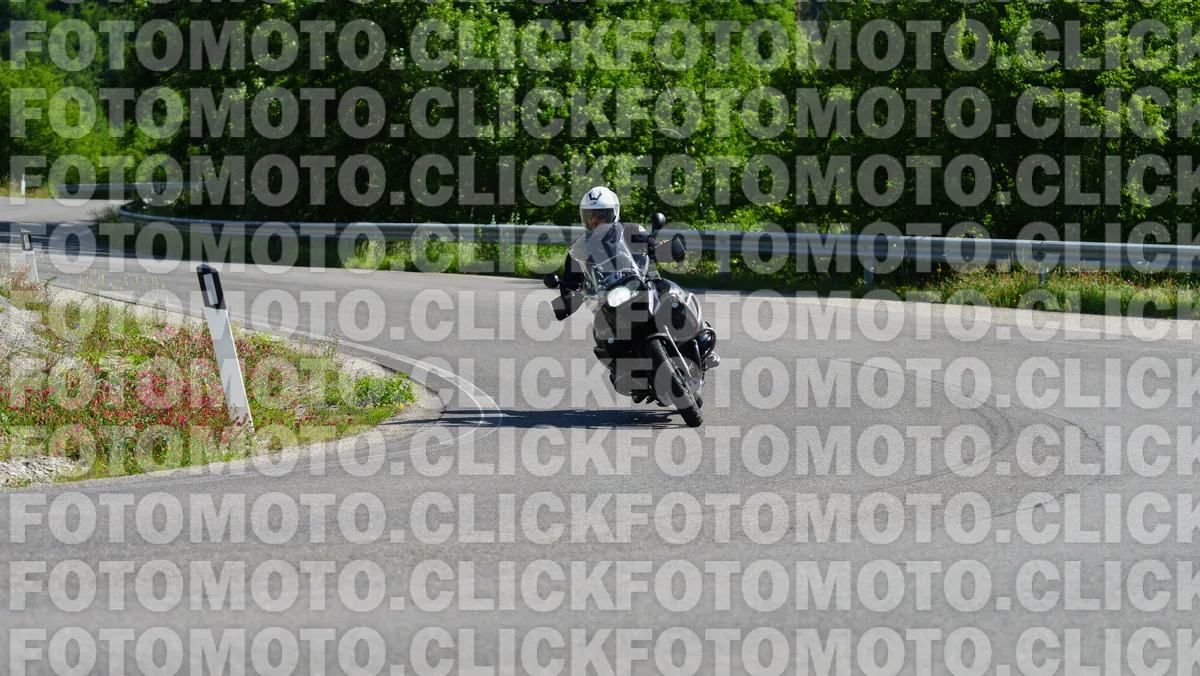 fotomotoclick-viamaggio-14-06-2026-153-09-48