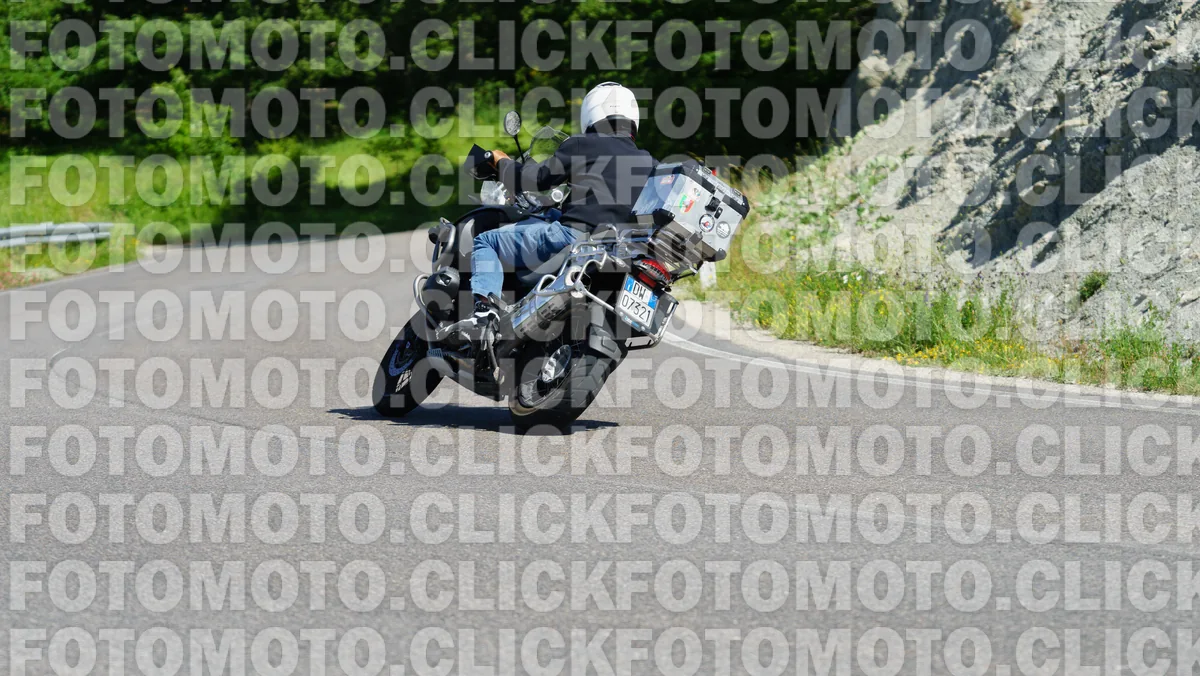 fotomotoclick-viamaggio-14-06-2026-156-09-48