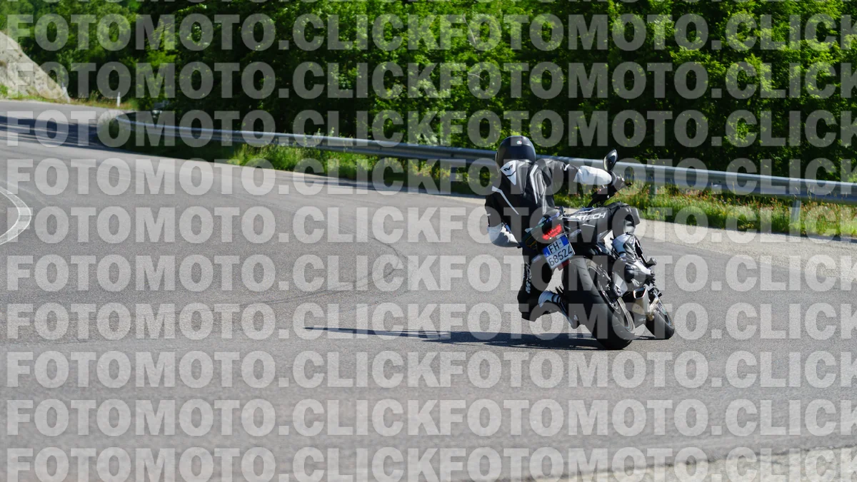 fotomotoclick-viamaggio-14-06-2026-180-09-52