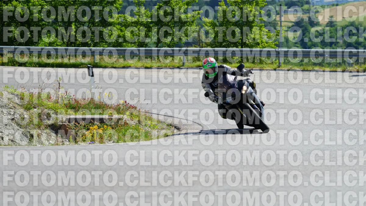 fotomotoclick-viamaggio-14-06-2026-188-09-54