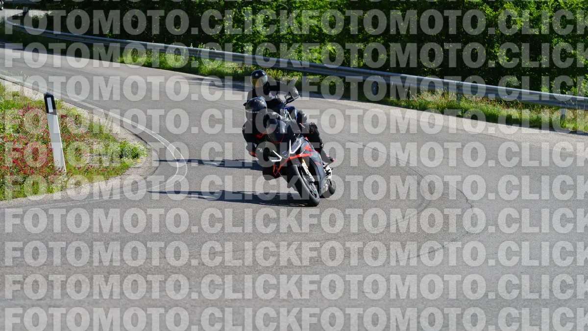 fotomotoclick-viamaggio-14-06-2026-19-09-34