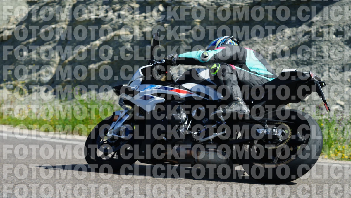 fotomotoclick-viamaggio-14-06-2026-192-09-54