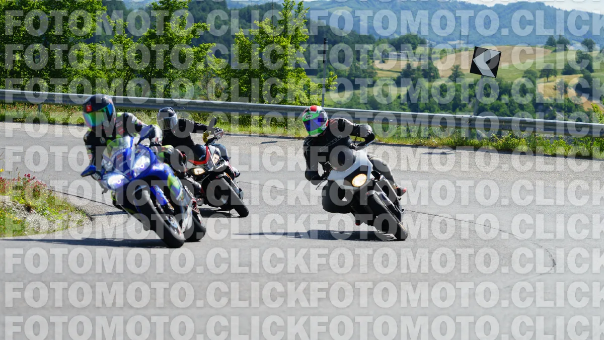 fotomotoclick-viamaggio-14-06-2026-195-09-54